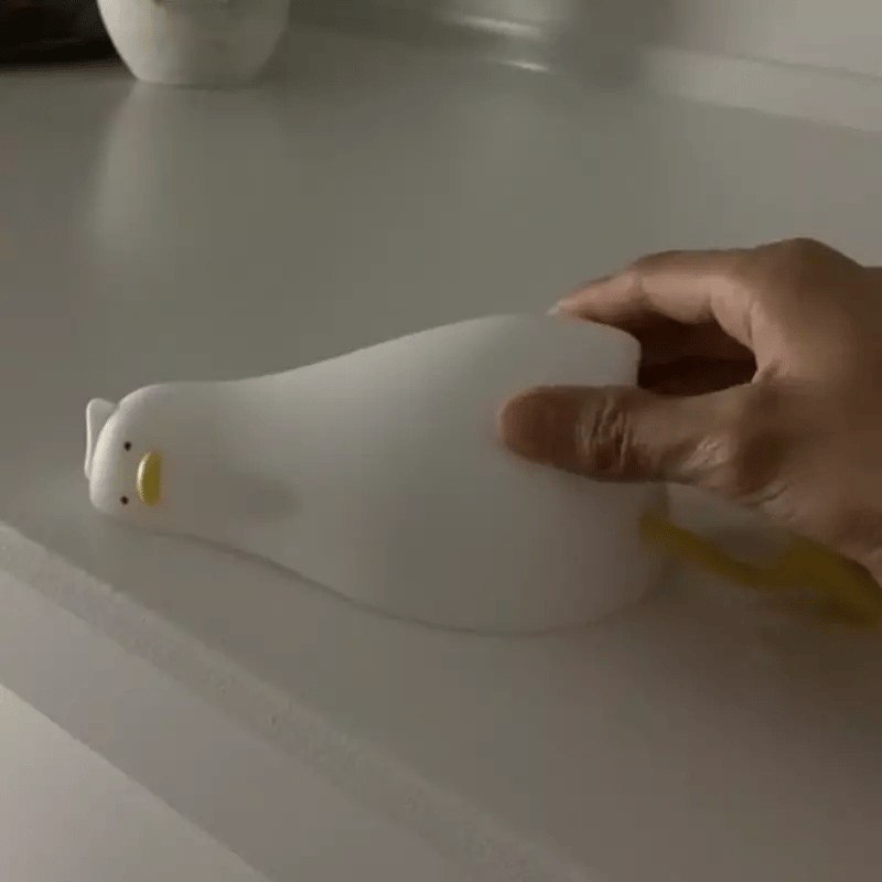 LUMORA™ lay ducky light